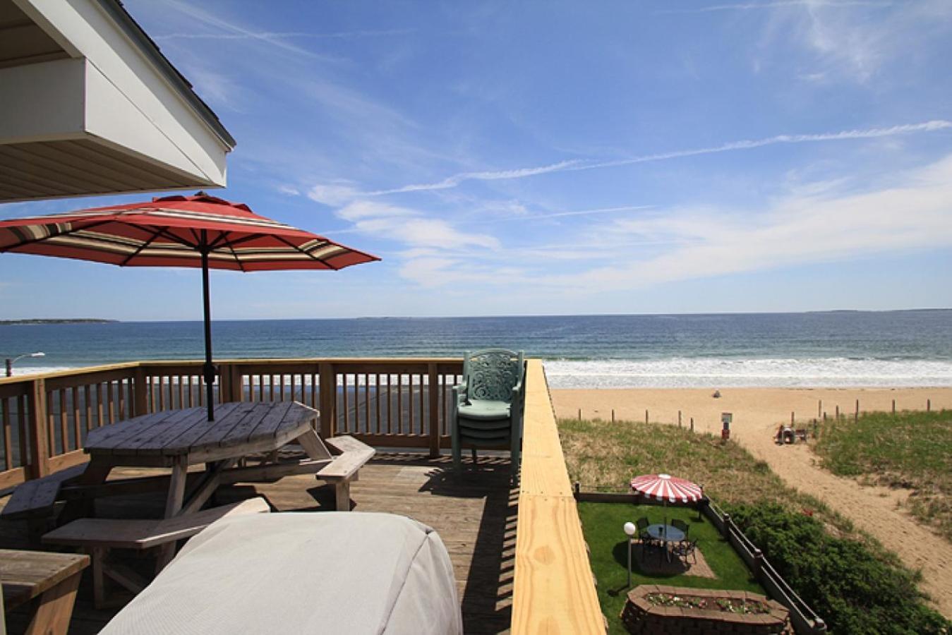 The Skylark Beach Motel